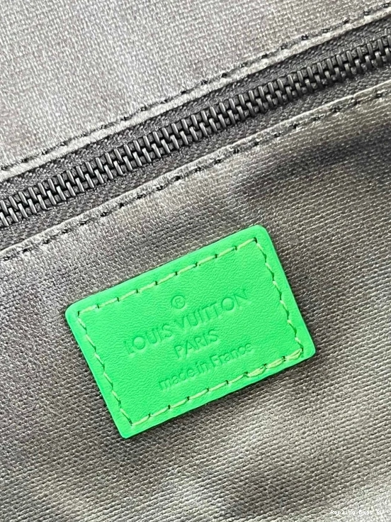 Affordable KIT DOPP LOUIS VUITTON TOILET POUCH 0811